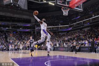 球队不仅在 球队不仅在