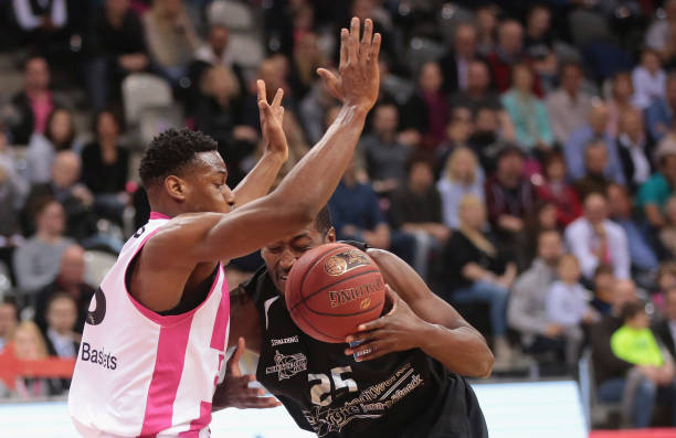 哈登迎来利 哈登迎来利