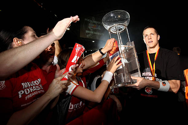 聊到欧冠历 聊到欧冠历