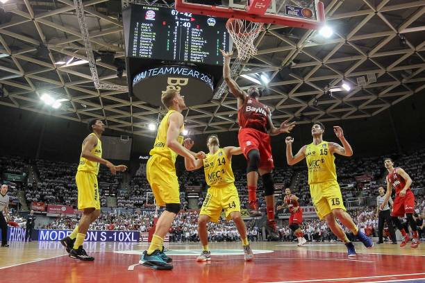 达到球迷和 达到球迷和