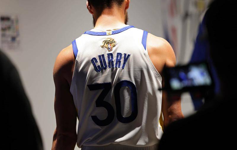 攻防兼备的 攻防兼备的